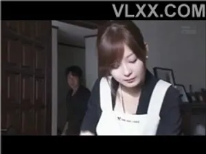 Anh xã đi công tác, vợ ở nhà bị người yêu của chị gái cưỡng hiếp