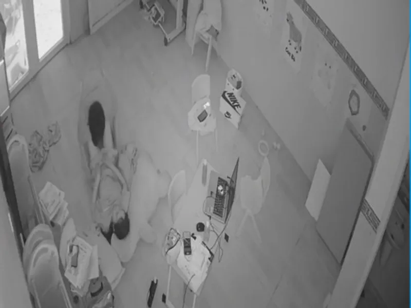 Lộ clip phang cùng eny tại phòng khách