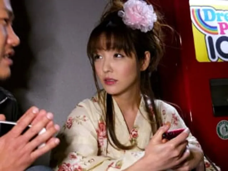 Giận ông chồng bỏ ra ngoài đường, bà xã dễ dãi về nhà trai lạ để "tâm sự"