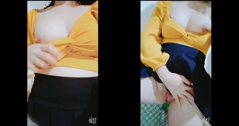 Em hứng tình show buồi trong giờ làm việc