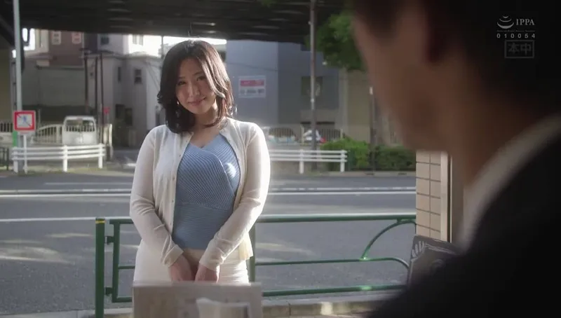 Gã chồng yếu không làm lên đỉnh, bà xã lên mạng tìm trai trẻ địt khỏe